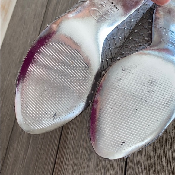 Jeweled Adrianna Papell mesh peep toe heels - Picture 5 of 7